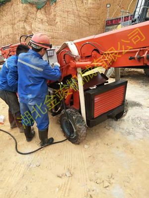 專利筑基石，品牌塑未來 創新驅動下扒渣機制造企業的生存與發展之道